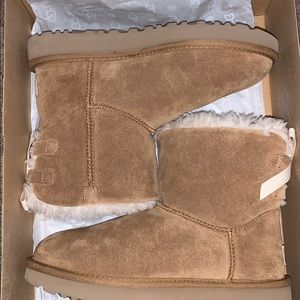 Chestnut Ugg Boots ❤️